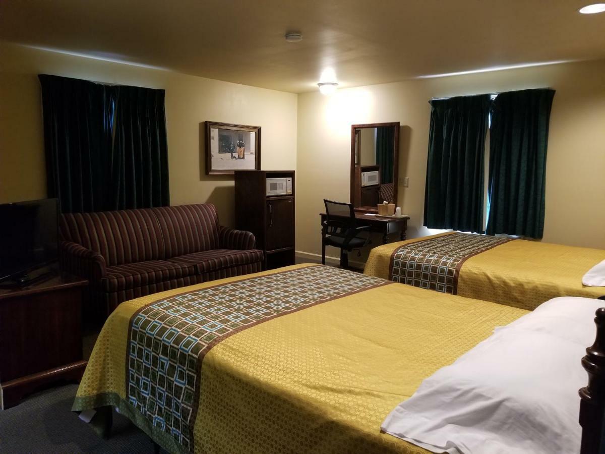 Classic Inn Lancaster Smoketown  ภายนอก รูปภาพ